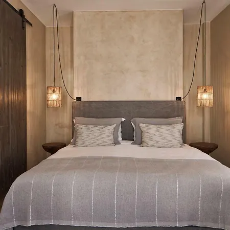Naxian Collection - Small Luxury Of The World Hotel