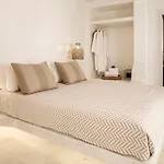 호텔 Naxian Collection - Small Luxury Of The World 스텔리다