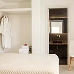 Naxian Collection - Small Luxury Of The World 호텔 4*