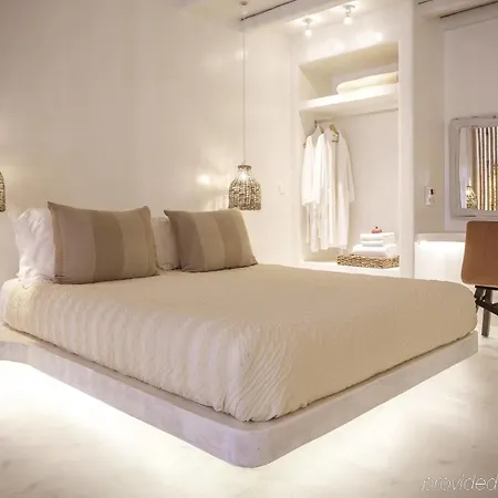 Naxian Collection - Small Luxury Of The World Stelida (Naxos)