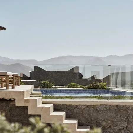 Hotel Naxian Collection - Small Luxury Of The World 4*
